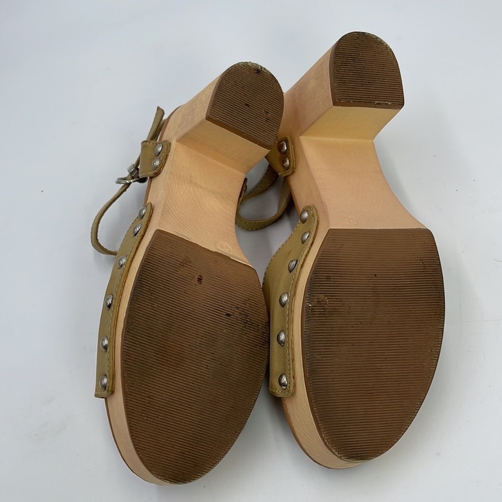 Bucco Shidene Sandal Wood Heels - Picture 8 of 10